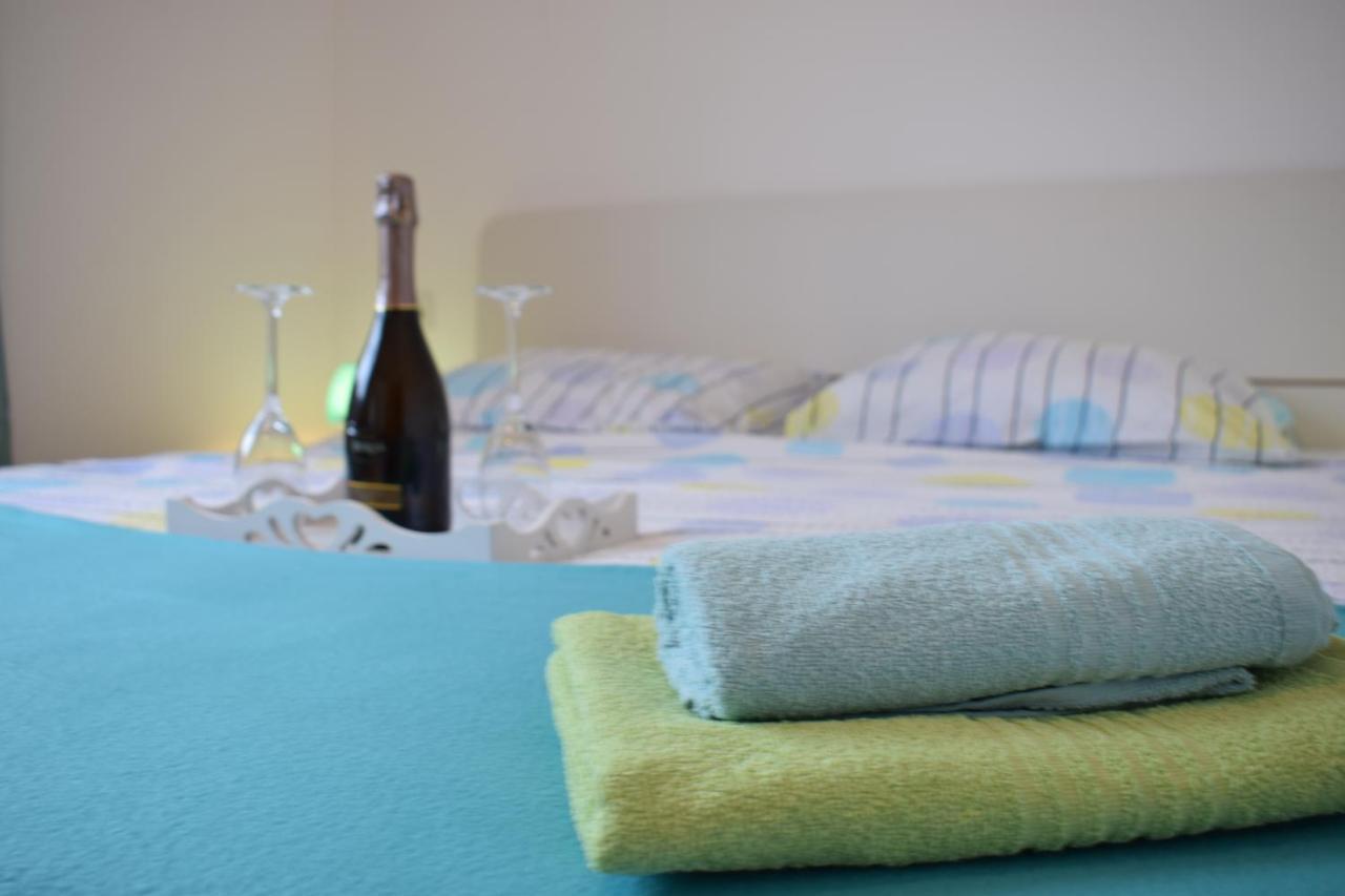 Apartment Golden Sun Vir Ngoại thất bức ảnh